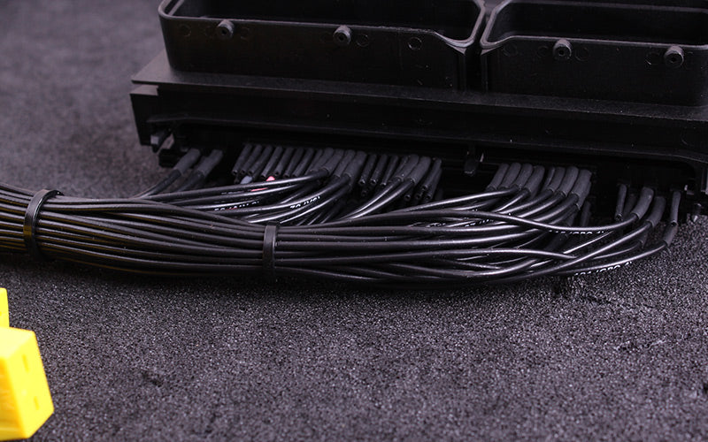 Load image into Gallery viewer, MAXXECU Race Plug-in Kit for B5 Audi S4 2000-2002 - a6 2.7t 2000-2002